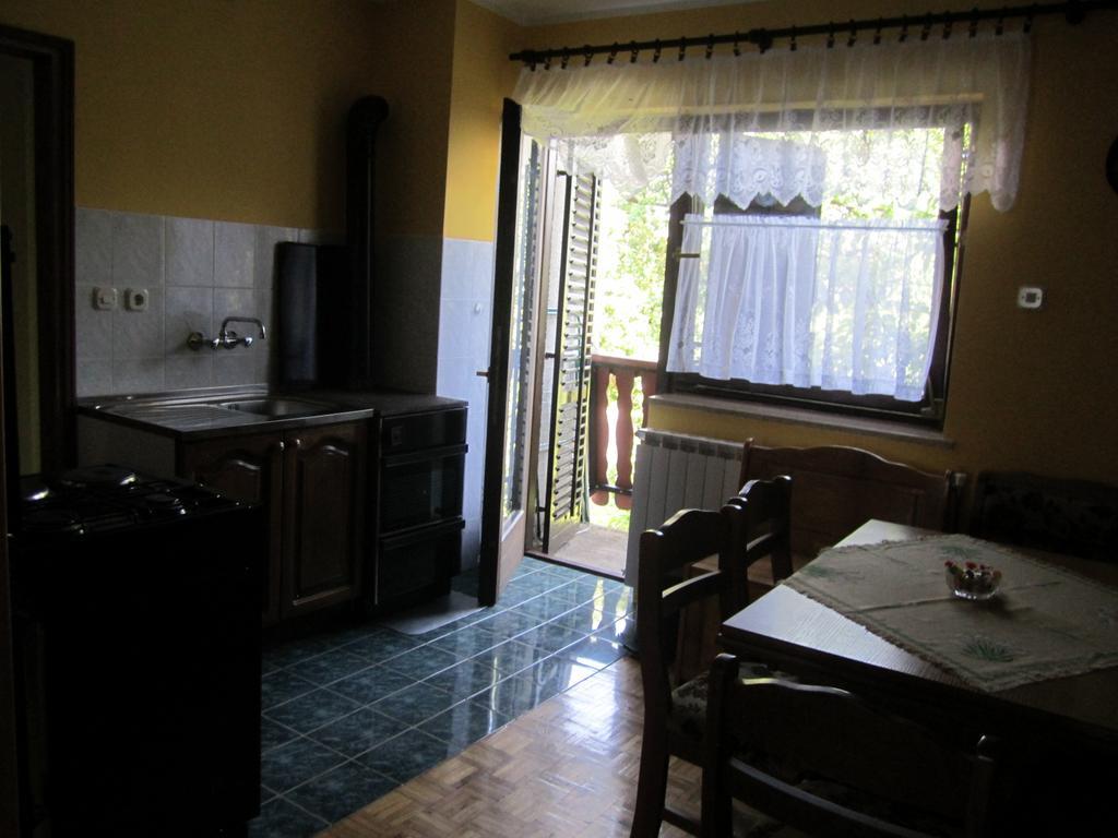 Guest House Sveti Marko Gacka オトチャッツ 部屋 写真