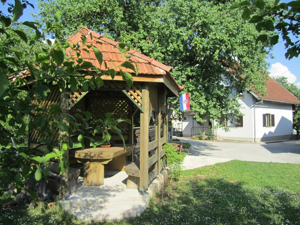 Guest House Sveti Marko Gacka オトチャッツ エクステリア 写真
