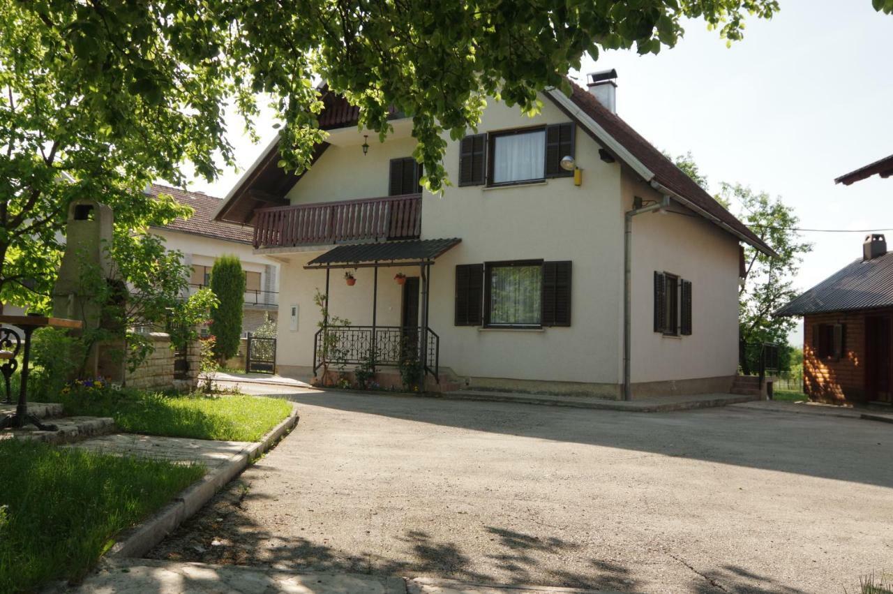 Guest House Sveti Marko Gacka オトチャッツ エクステリア 写真