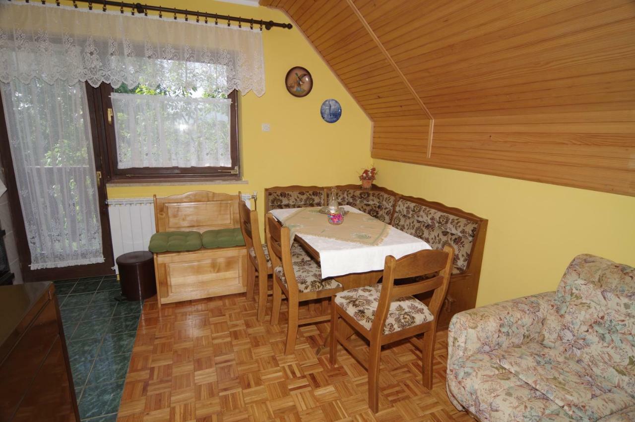 Guest House Sveti Marko Gacka オトチャッツ エクステリア 写真